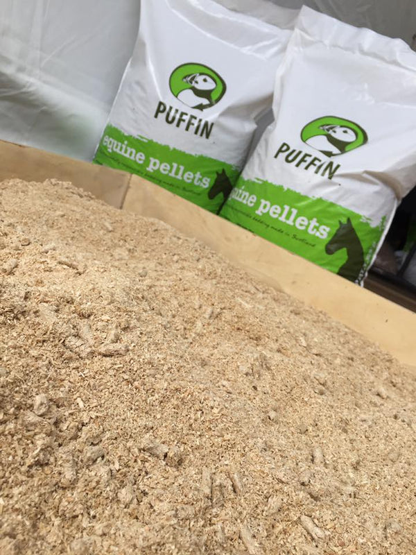 Puffin Pellets© Equine Horse Bedding Pellets Puffin Wood Fuels